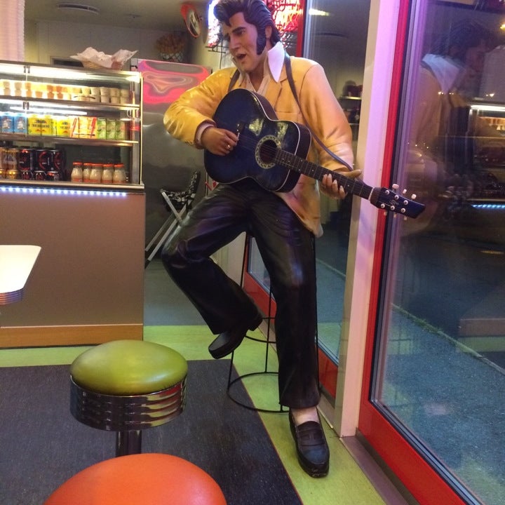 Daisy´s Skogskyrkogården - Arts and Entertainment,Fast Food Restaurant - 