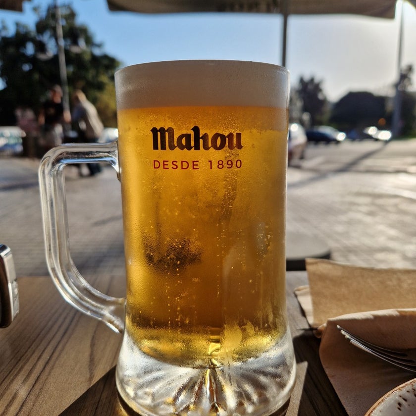 Ginos la Pagoda - Italian Restaurant,Pizzeria - 