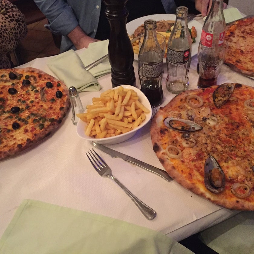Spaghetti d'Oro - Cafe, Coffee, and Tea House,Pizzeria,Italian Restaurant - friendly staff,pizza