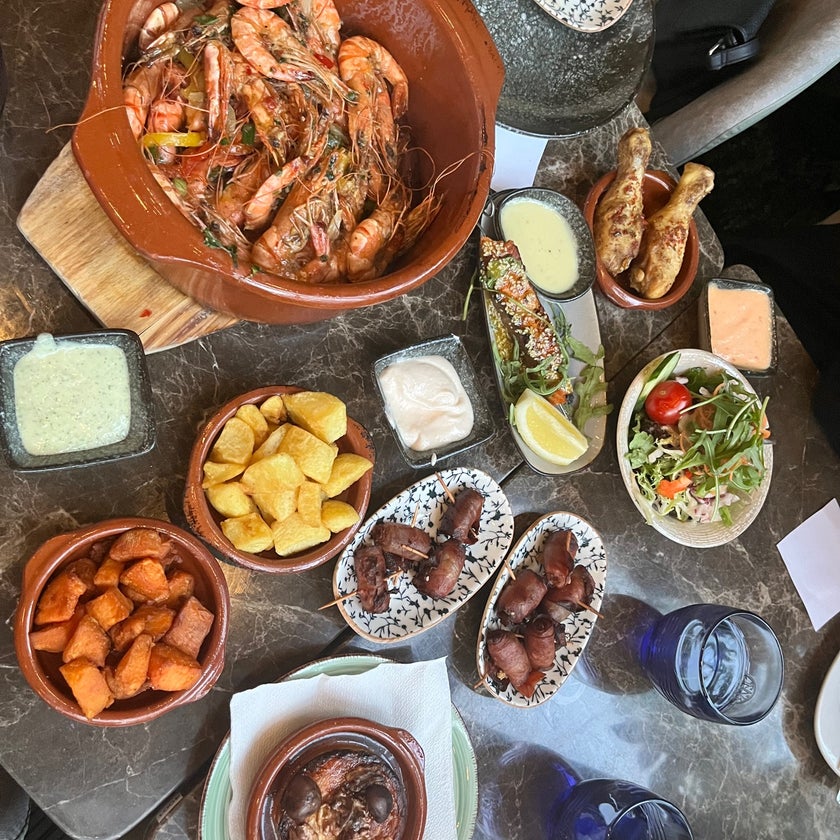 Bonneria Tapa Bar - Italian Restaurant,Tapas Restaurant - restaurants,bar,crowded,trendy,good for groups,good for special occasions