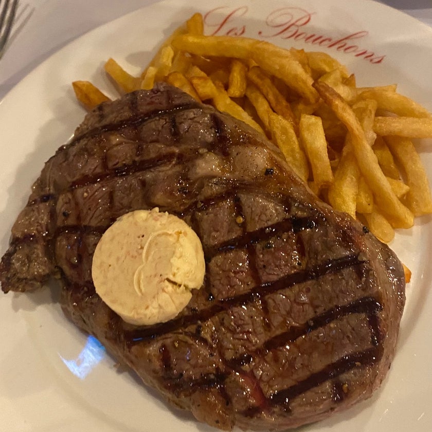 Les Bouchons Rive Gauche at Robertson Quay - French Restaurant - 