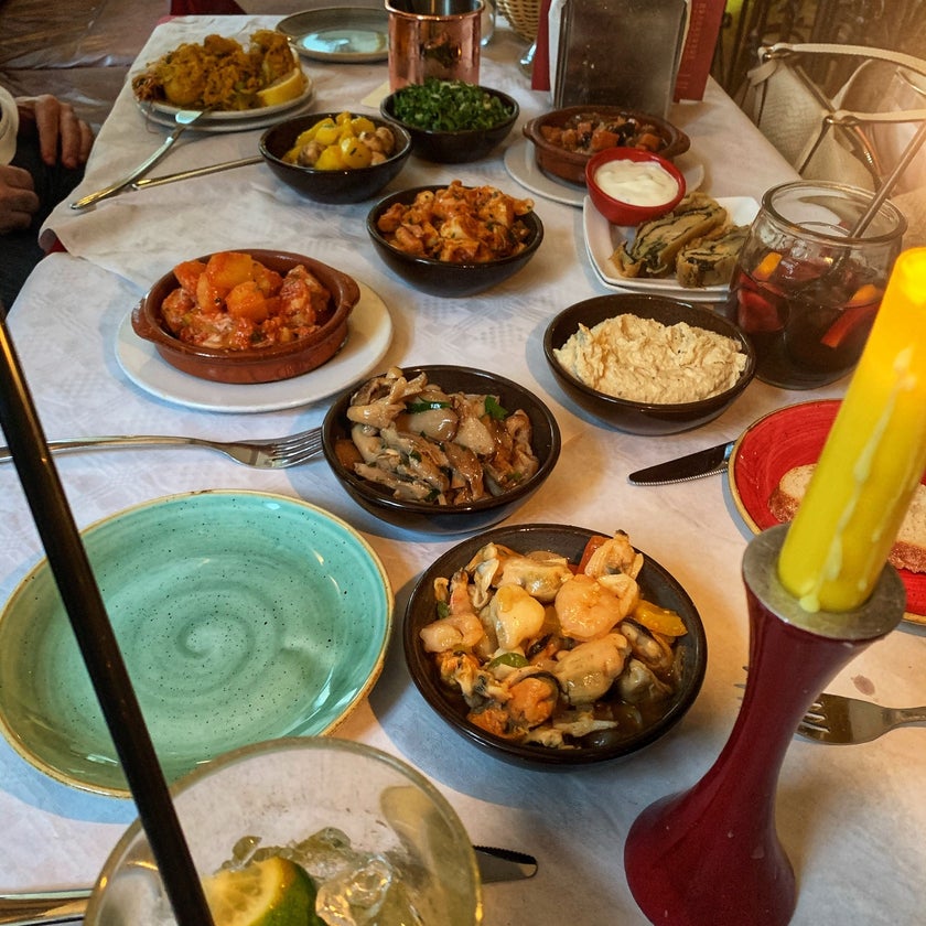 Teatro Tapas - Tapas Restaurant - restaurants,bar,city,crowded,great value,takes reservations,trendy,good for dates,sangria,good for a quick meal,good for groups,chickpeas