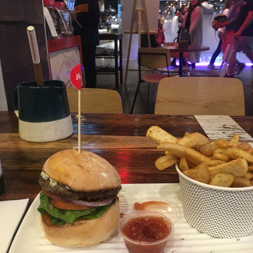Grill'd - Burger Joint,Burgers - burgers,sunsets,town