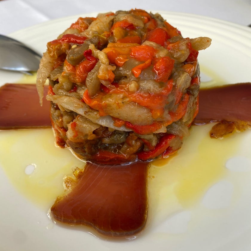 Racó del Turia - Spanish Restaurant - bar,good service,desserts,chicken,rice,sangria,paella,rabbit,daycares,snails