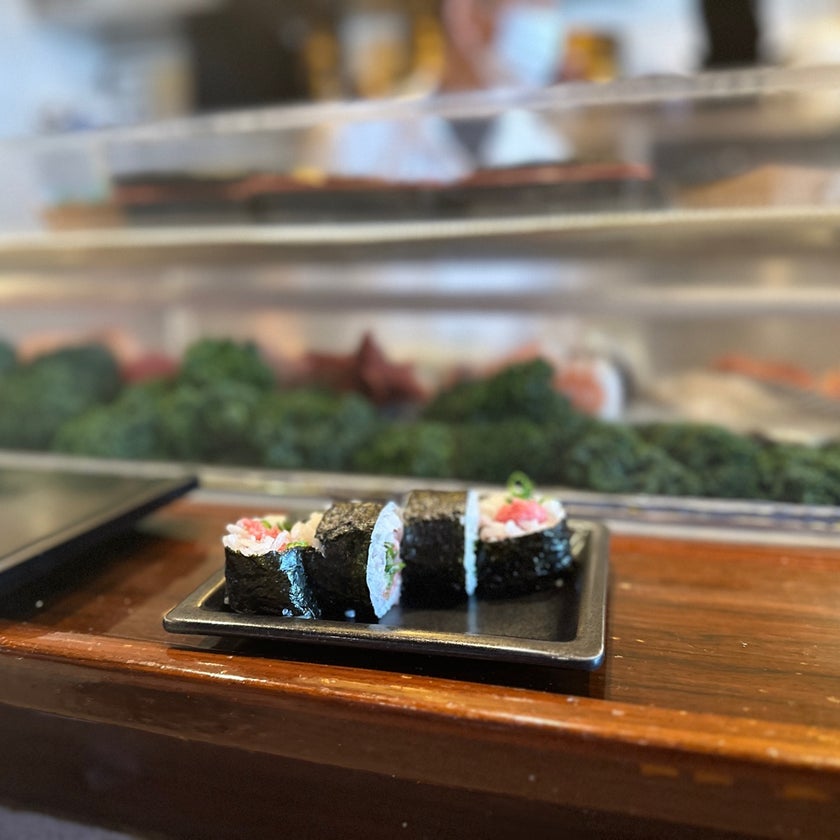 Hide Sushi - Sushi Restaurant - good service,lunch,clean,sushi,dinner,great value,good for dates,cash only,off-menu items,teriyaki,unagi,hand rolls,hamachi,albacore,sea bream,ponzu sauce,ankimo