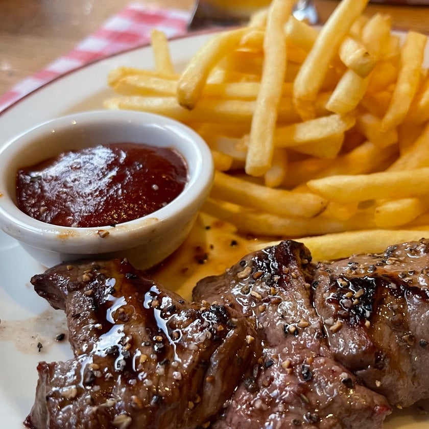 Block House - American Restaurant,Steakhouse - restaurants,bar,lunch,healthy food,chocolate,ice cream,dinner,crowded,trendy,good for groups,good for business meetings,good for special occasions