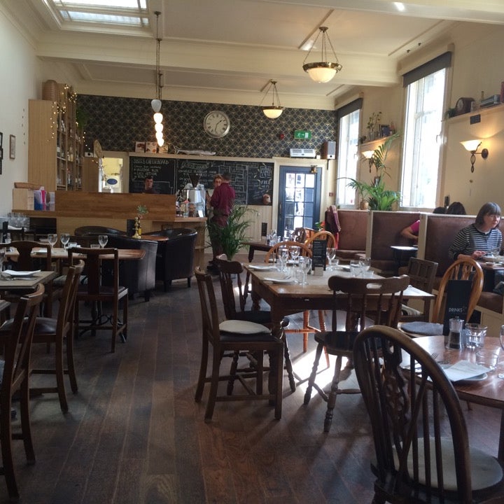 Apiary Restaurant - Restaurant - 