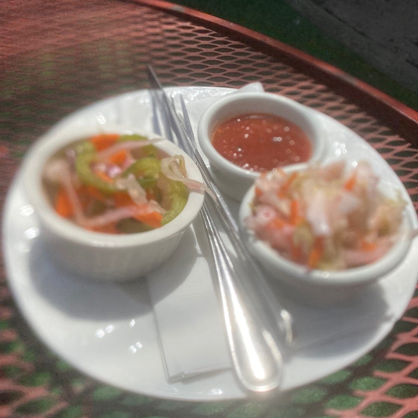 Balompié Cafe - Café,Salvadoran Restaurant,South American Restaurant - coffee,chicken,beer,breakfast food,beef,lunch,brunch food,café,rice,vegetarian food,dinner,casual,great value,authentic,onions,family-friendly,soccer,football,queso,horchata,zucchini,pupusas,yuca,crema,fried plantains,fresh mint,frijoles,big eat,casamiento,papusas