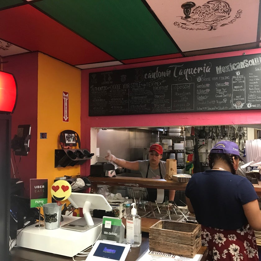 Beantown Taqueria - Burrito Restaurant,Tex-Mex Restaurant,Tex-Mex,Mexican,Latin American - good service,inexpensive,lunch,brunch food,tacos,dinner,great value,good for a quick meal,Tex-Mex cuisine,spicy salsa,huaraches