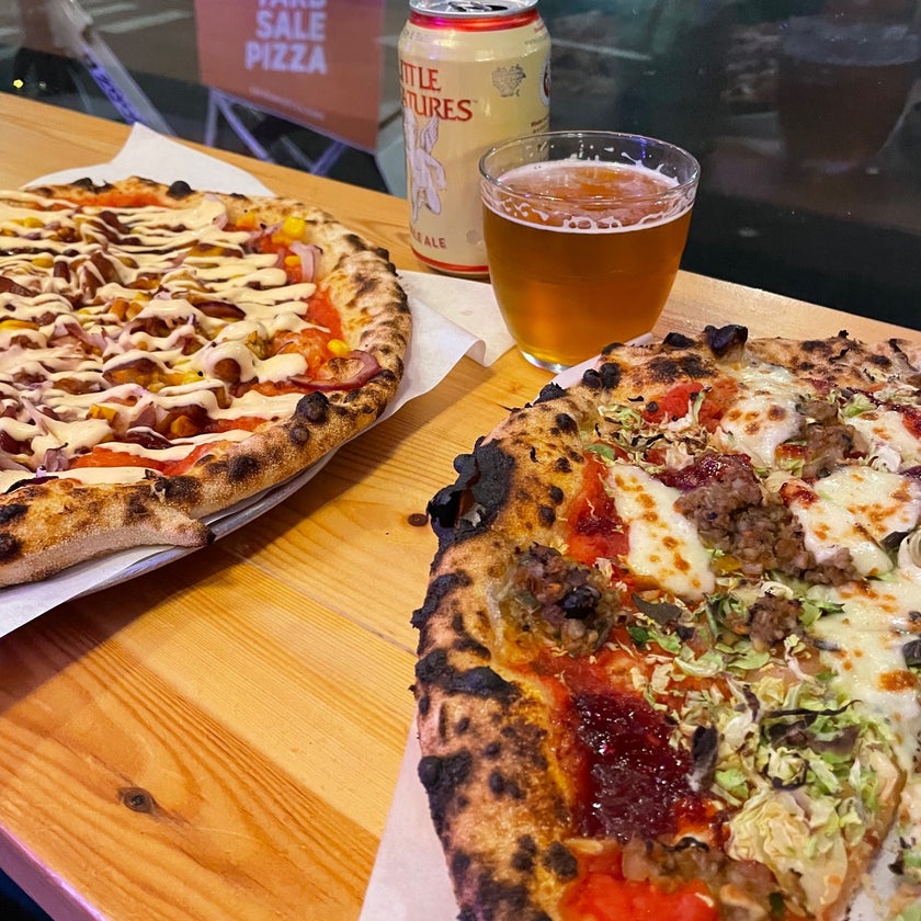 Yard Sale Pizza - Pizzeria - 