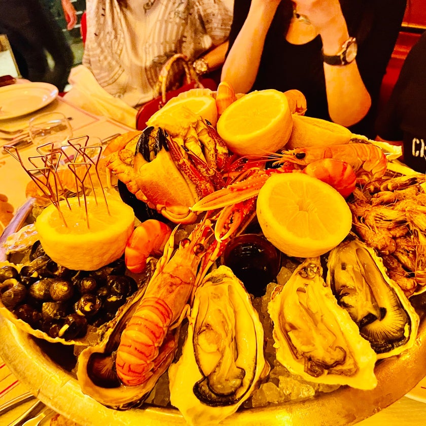 Le Stella - Brasserie,Seafood Restaurant - restaurants,staff,wine,town,city,dinner,crowded,big portions,good for dates,good for business meetings,good for special occasions,Baba,Brasserie,rhum