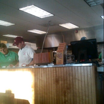 Beach Bella Pizza II - Pizzeria - restaurants,bar,BBQ chicken,Stromboli,chicken subs