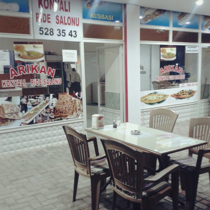Arıkan Etli Ekmek & Pide Salonu - Pide Place - 