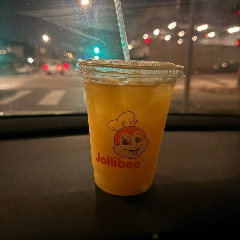 Jollibee - Fast Food Restaurant,Filipino Restaurant,Fast Food,Chicken Shop - restaurants,chicken,breakfast food,inexpensive,lunch,clean,spicy food,dinner,great value,trendy,bubble tea,ice cream sundaes,fudge,good for groups,halo halo,peach mango pie,chickenjoy