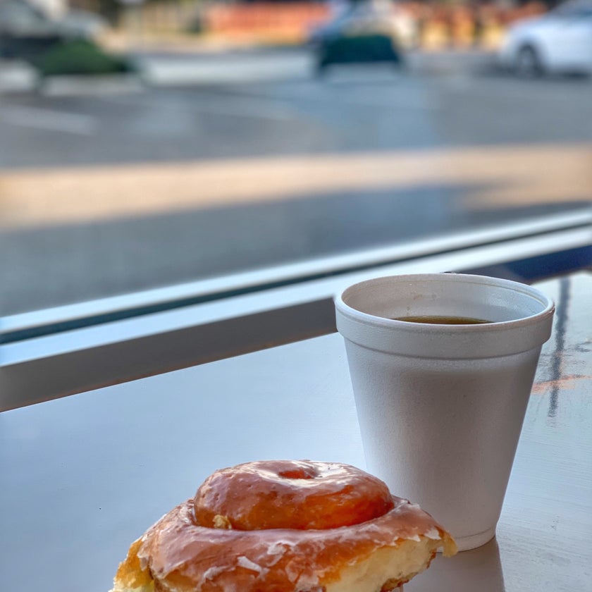 B & B Donuts - Donut Shop - good service