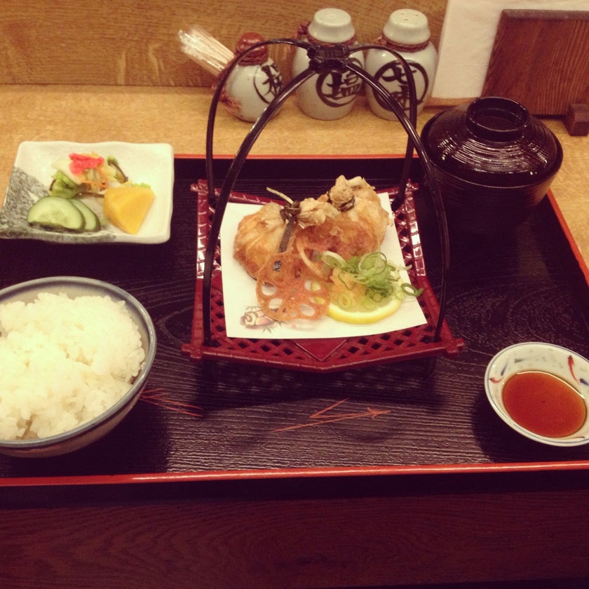 Matsumi - Sushi Restaurant - bar,healthy food,rice,city,quiet,crowded,great value,trendy,good for dates,spinach,good for business meetings,good for special occasions,sesame sauce,course menu