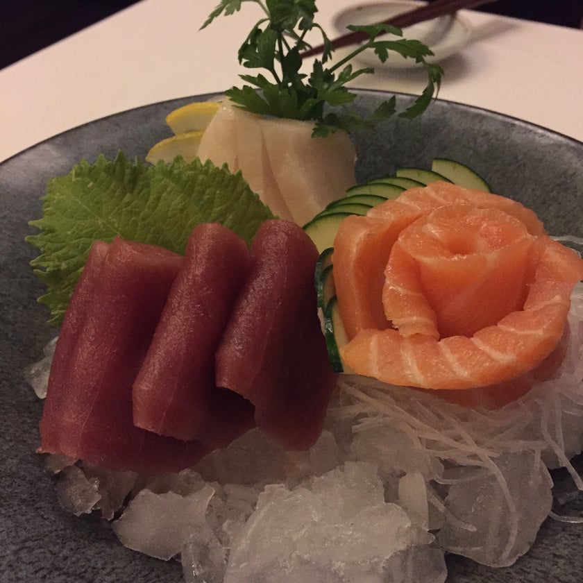 Tastem - Sushi Restaurant - good service,healthy food,good for working,crowded,chefs,good for business meetings,good for special occasions