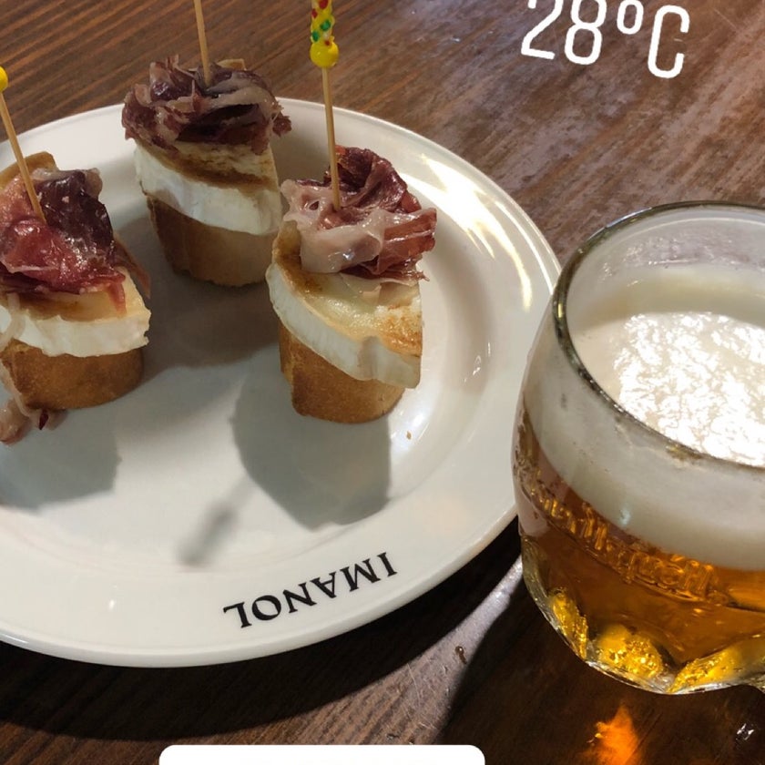 Asador Imanol - Tapas Restaurant - dinner,crowded,trendy,prints,good for a quick meal,booths,artichokes,skewers,wholesale,pintxos,stuffed peppers