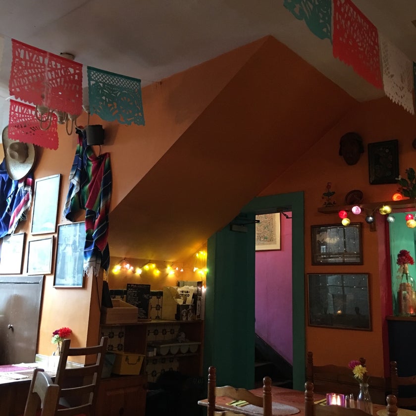 Viva Mexico - Mexican Restaurant - restaurants,bar,scenic views,lunch,dinner,great value,margaritas,big portions,trendy,good for dates,tortillas,sangria,quick service,good for groups,piña coladas,chimichangas,good for special occasions,window tables,mexico