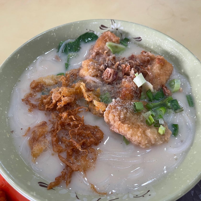 Telok Blangah Crescent Market & Food Centre - Restaurant - coffee,desserts,chicken,breakfast food,soup,lunch,brunch food,noodles,rice,pork,dinner,curry,pancakes,chili,muffins,carrot cake,porridge,red beans,soy sauce,momos,prata,food stalls,bee hoon,Mee Siam