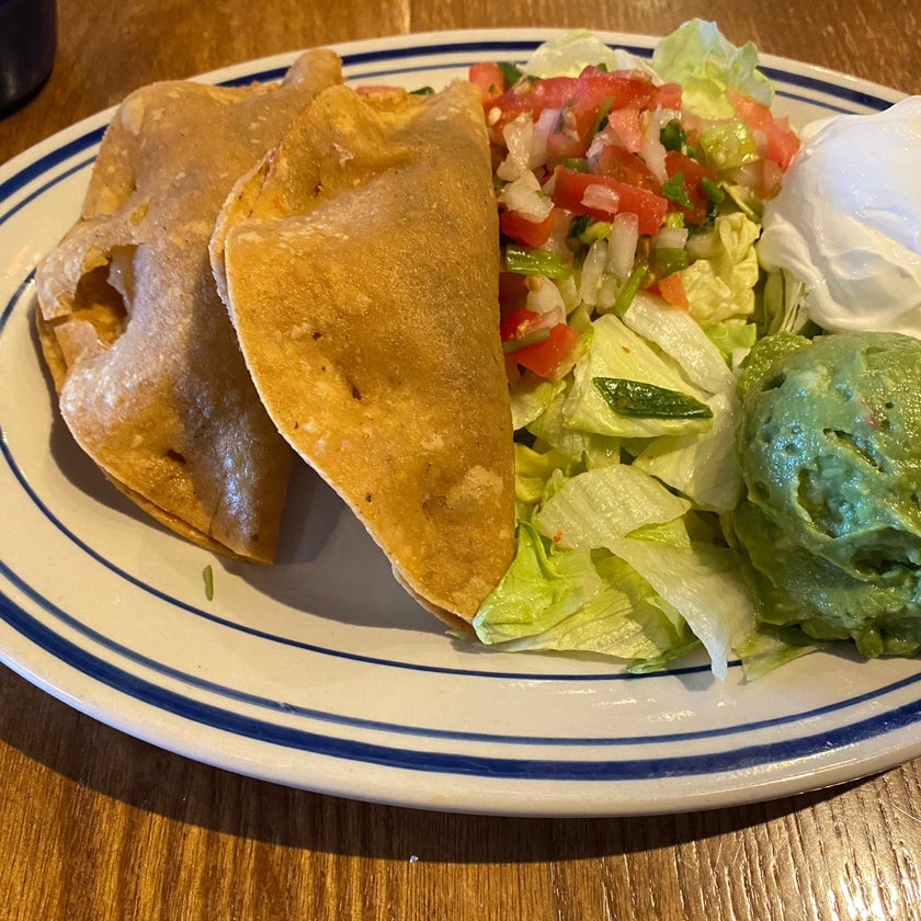 Tupinamba Cafe - Bar,Tex-Mex Restaurant - well,lunch,tacos,dinner,margaritas,neighborhood,chili,Tex-Mex cuisine