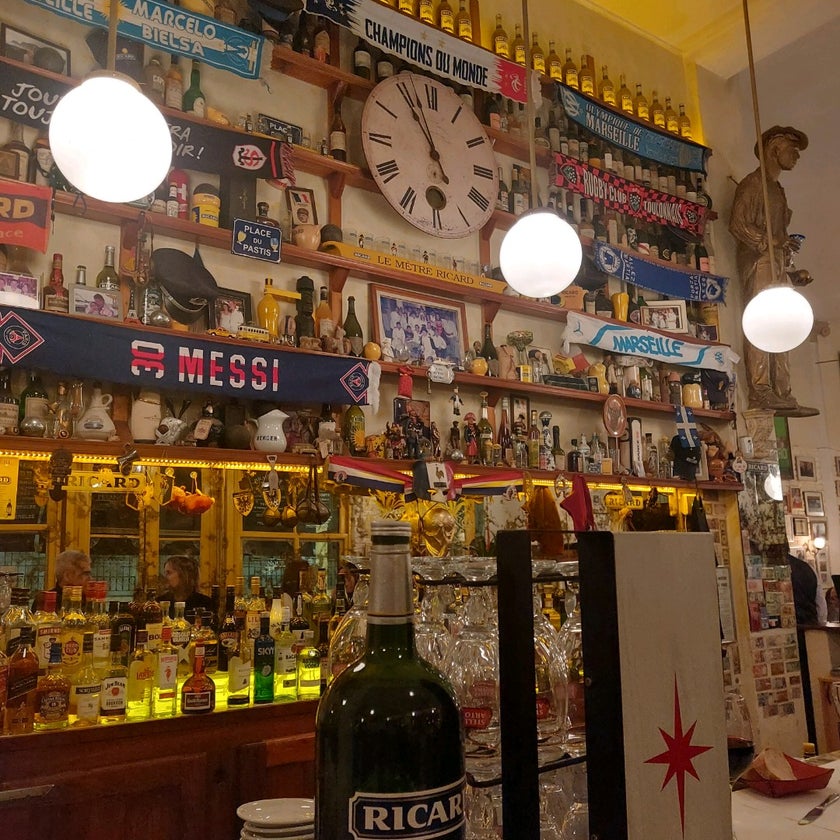 Brasserie Petanque - Bistro,Pizzeria,French Restaurant - restaurants,bar,meats,coffee,good service,desserts,chicken,pricey,soup,music,lunch,brunch food,healthy food,wifi,city,lines,dinner,free stuff,crowded,potatoes,cute,mushrooms,onions,spacious,trendy,good for dates,chocolate store,honey,risotto,mustard,bright,creme brûlée,mousse,rabbit,good for special occasions,confit,goulash,tasters,Brasserie,black truffles,puff pastry,boeuf,canard,bondiola,san telmo