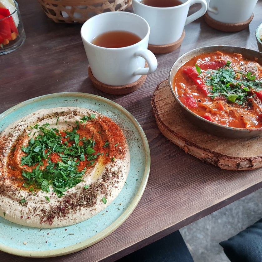 W Kontakcie - Dining and Drinking,Breakfast & Brunch,Vegetarian - restaurants,bar,staff,breakfast food,good for working,quiet,fresh food,trendy