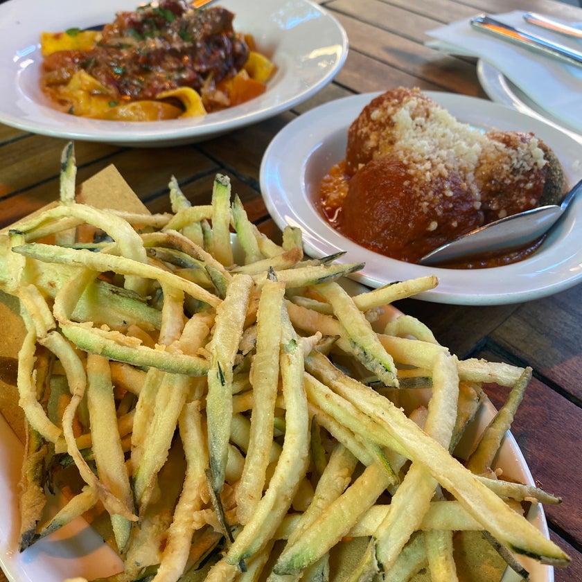 POLPO Chelsea - Italian Restaurant - restaurants,bar,brunch food,outdoor seating,dinner,crowded,trendy,good for a quick meal,bruschetta,focaccia bread,fruity,Amaretto,pork meatballs