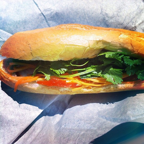 Chao!Now - Fast Food Restaurant,Vietnamese Restaurant - good service,rice,great value,good for a quick meal,chicken curry,bánh mì sandwiches