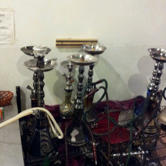 Maxwell's Cafe & Grill - Hookah Bar,American Restaurant,Middle Eastern Restaurant - french fries,hookah,mint,cheese curds