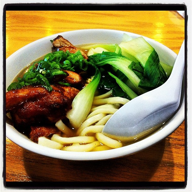 Teariffic - Chinese Restaurant - good service,lunch,clean,healthy food,parking,great value,fried rice,coconut,smoothies,gluten-free food,County,bubble tea,wonton soup