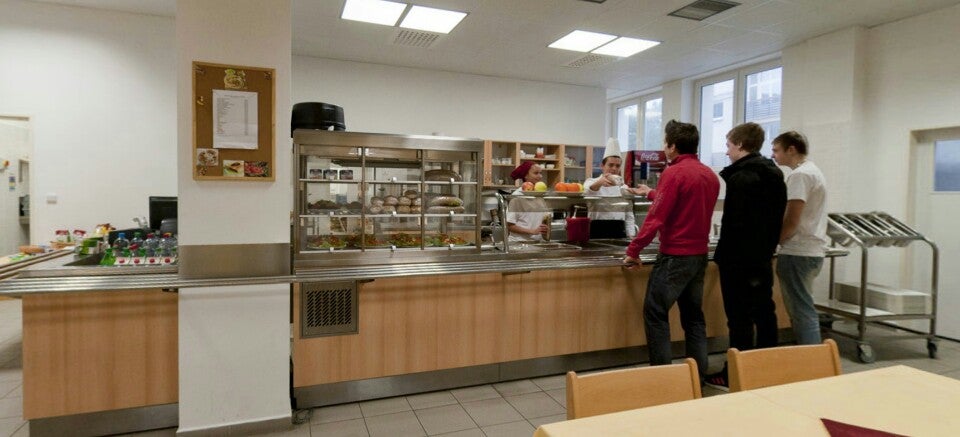 college-cafeteria
