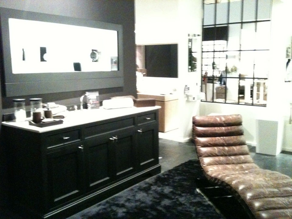 furniture-home-store