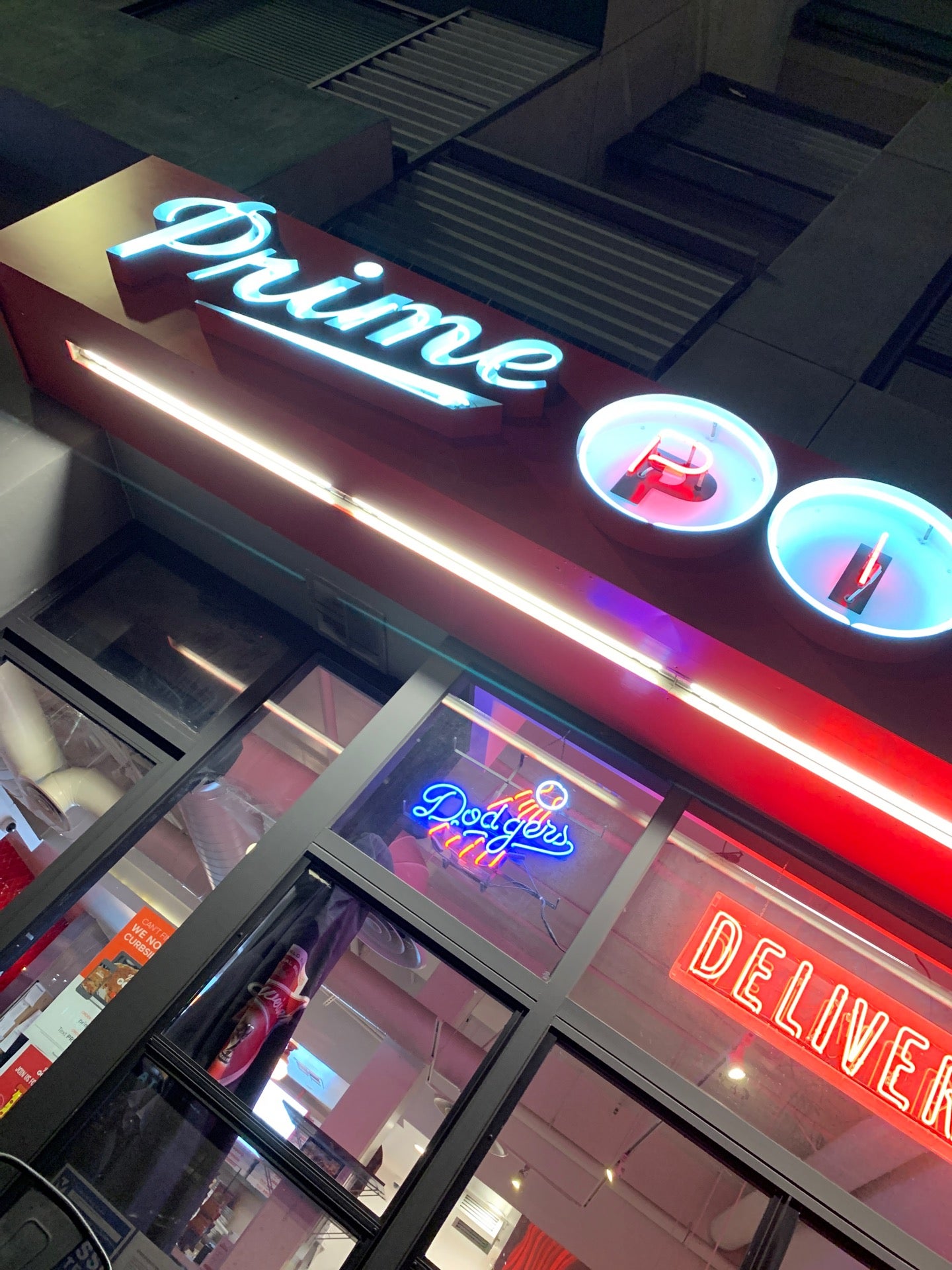 Prime Pizza pizza restaurant in Los Angeles