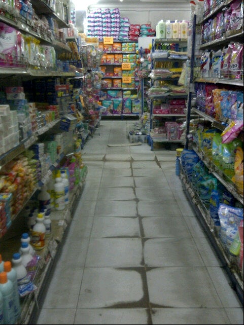 Toserba Mama Swalayan