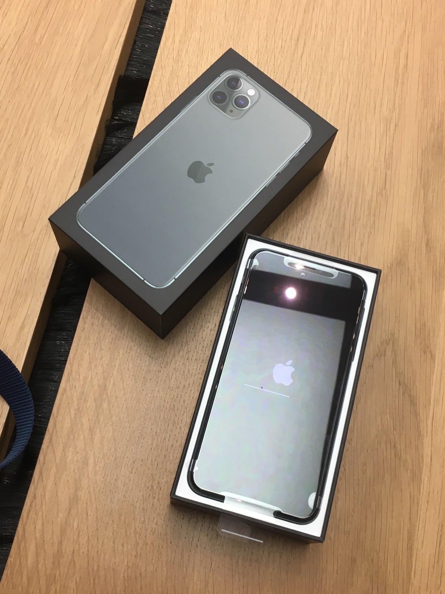 Apple Kahala 4211 Waialae Avenue Honolulu