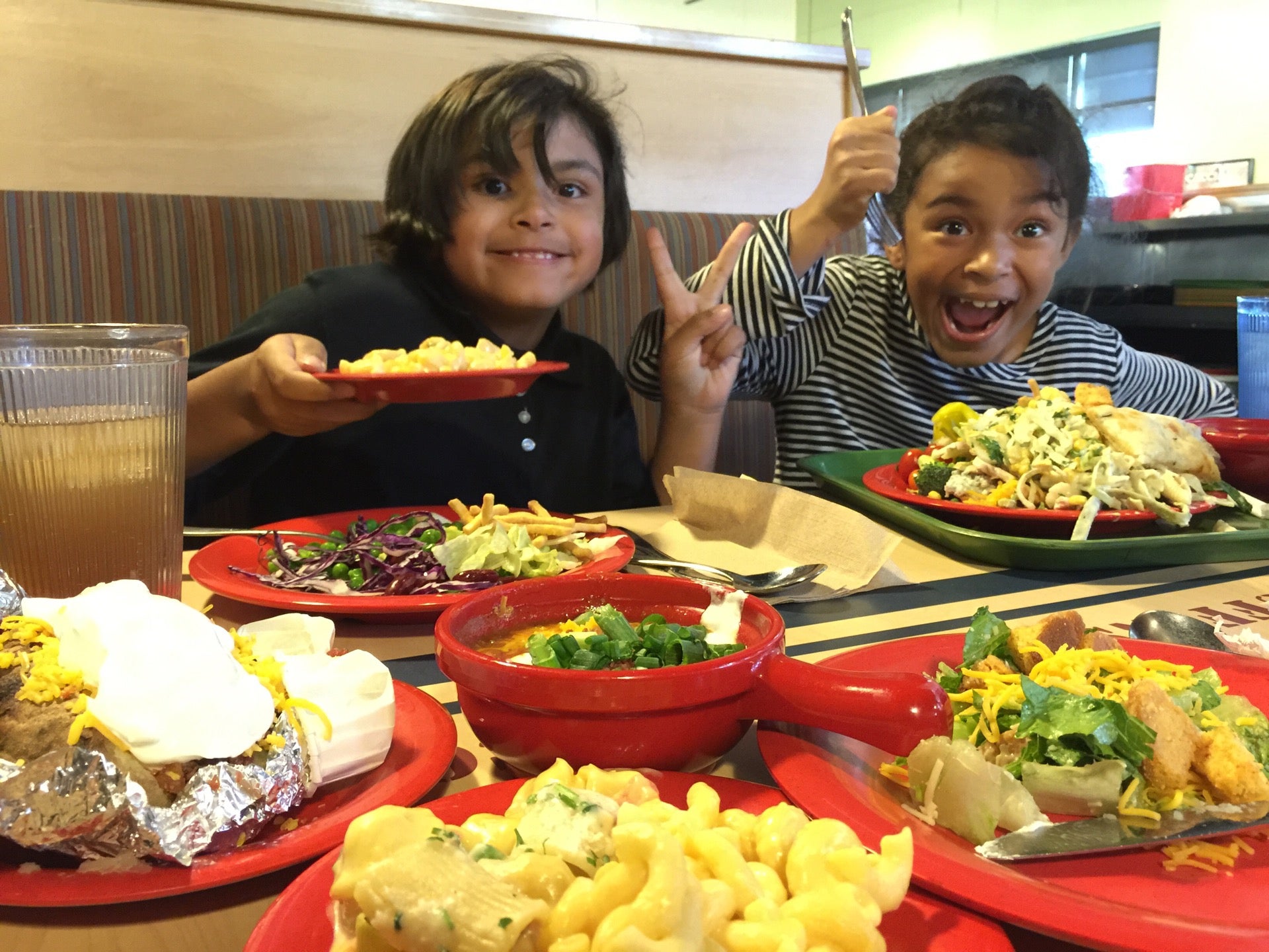 Sweet Tomatoes 2820 S Highland Ave Lombard