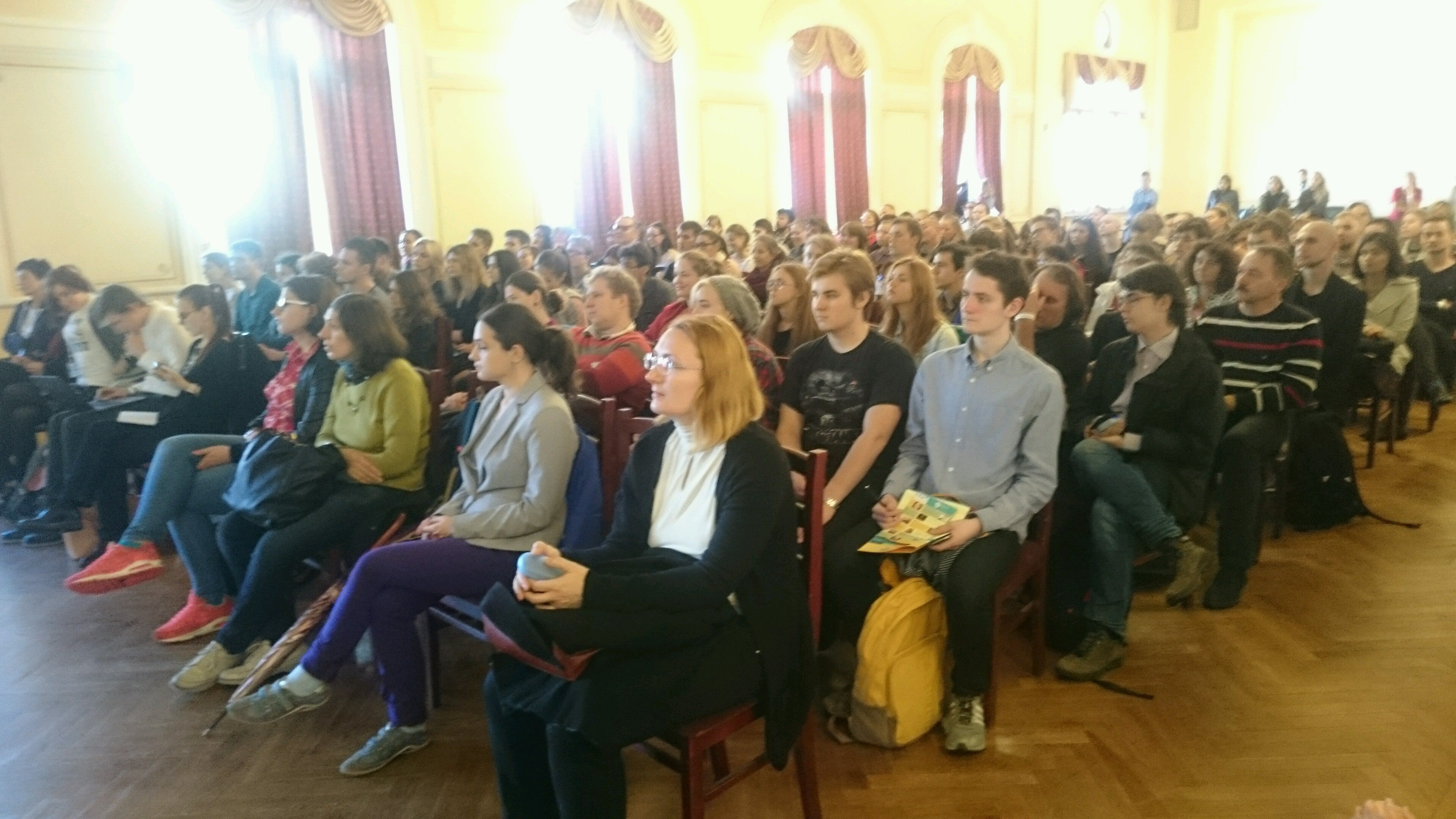 Восьмерка Logo