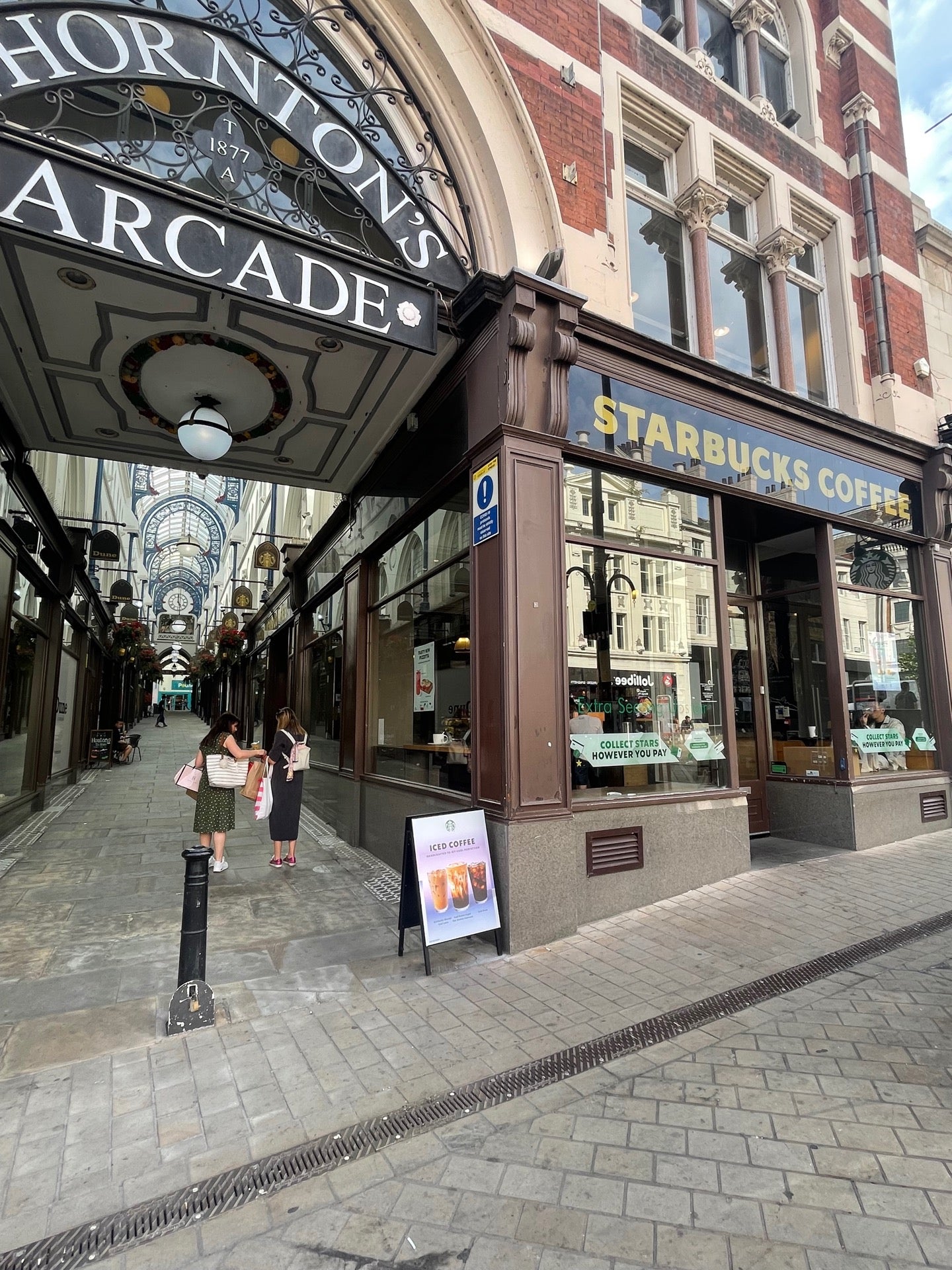 Starbucks - Leeds cafe