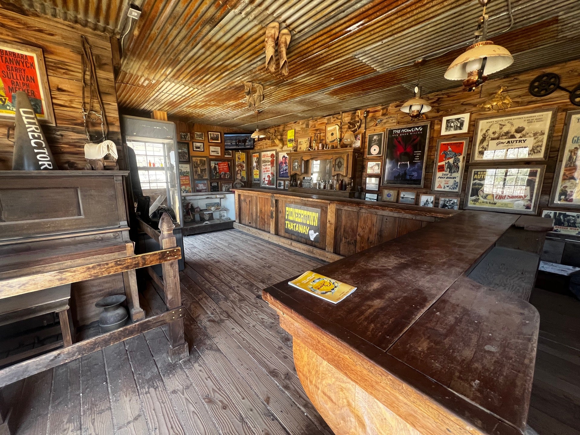 Pappy and Harriets Pioneertown Palace