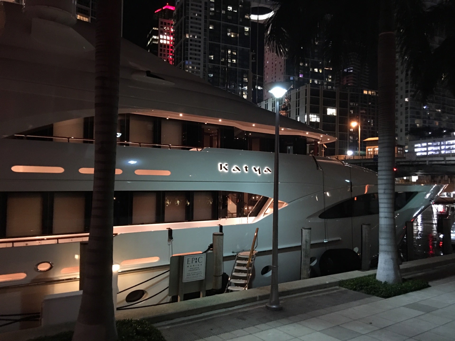 Lilt Lounge bar in Miami