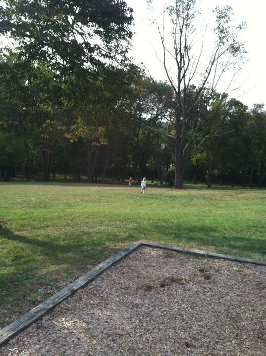 Jefferson Manor Park 2909 Farmington Drive Alexandria