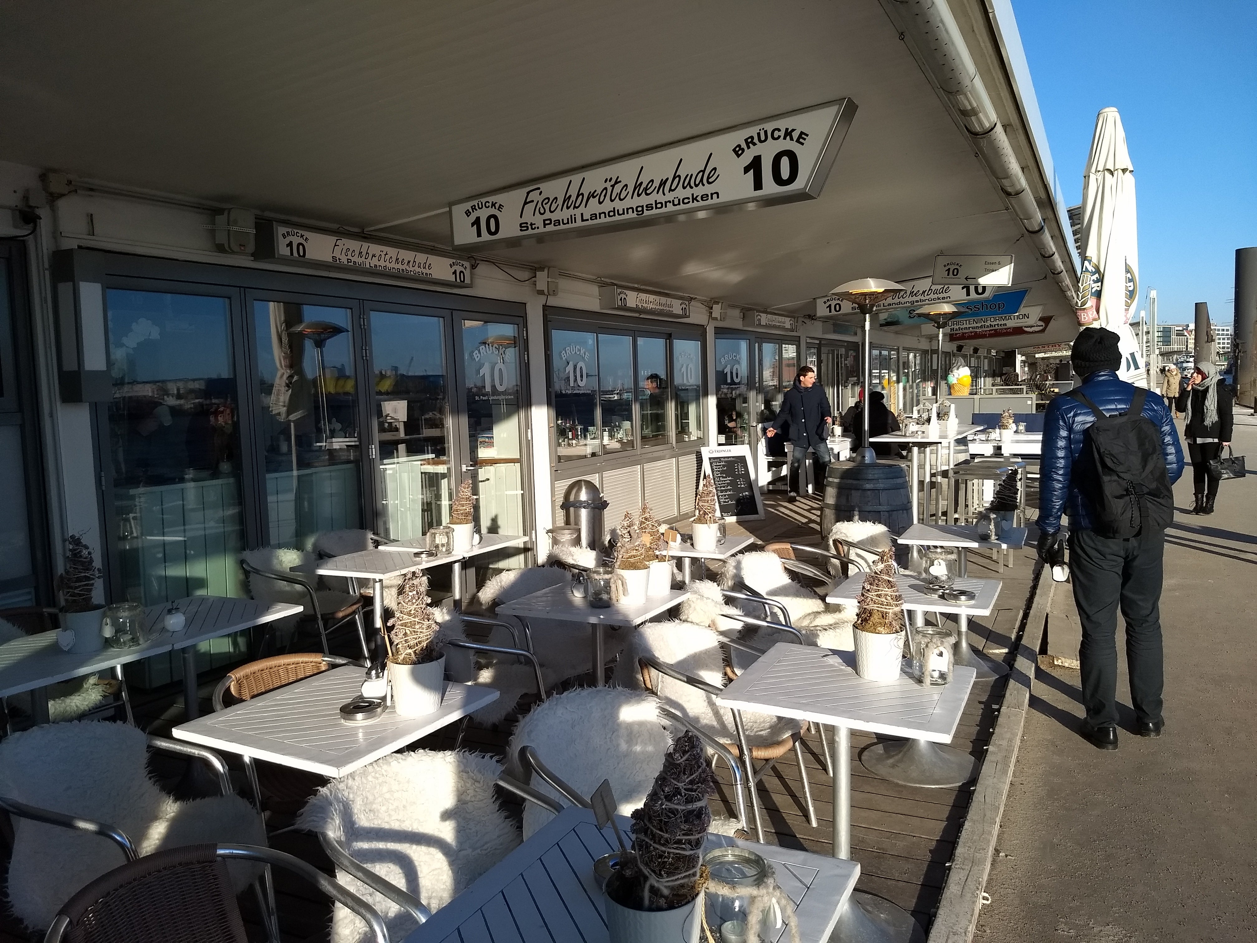 Brücke 10 - Hamburg restaurant