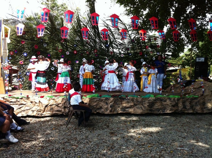 Escuela Atención Prioritaria Matina
