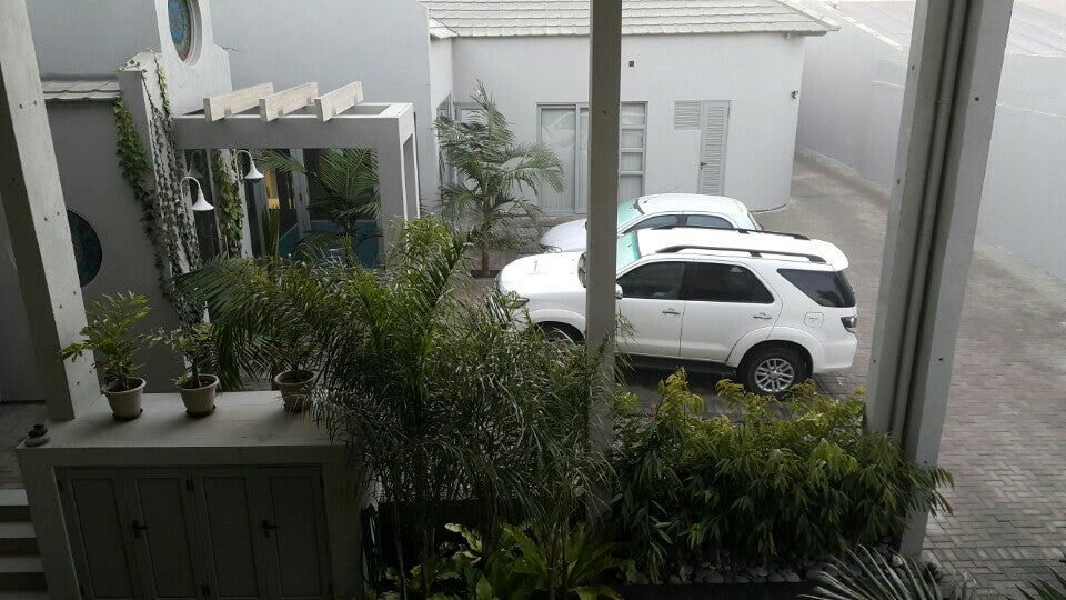 Be-Still Accommodation