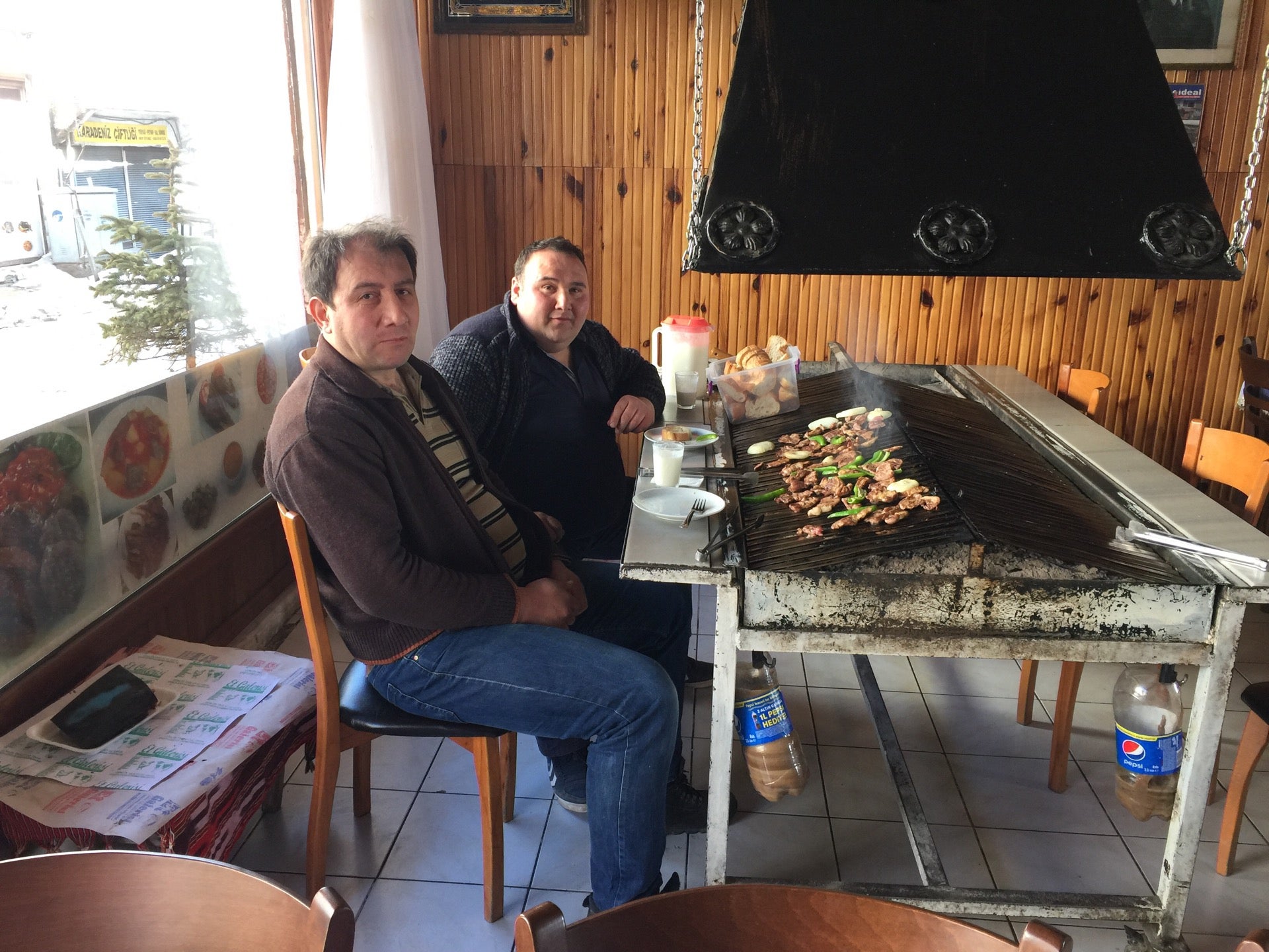 Yücel Kıraathanesi