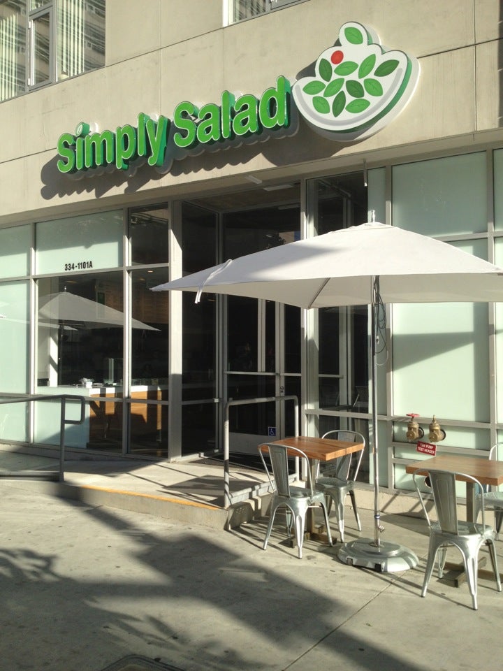 Simply Salad restaurant in Los Angeles