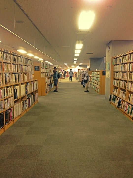 四谷図書館