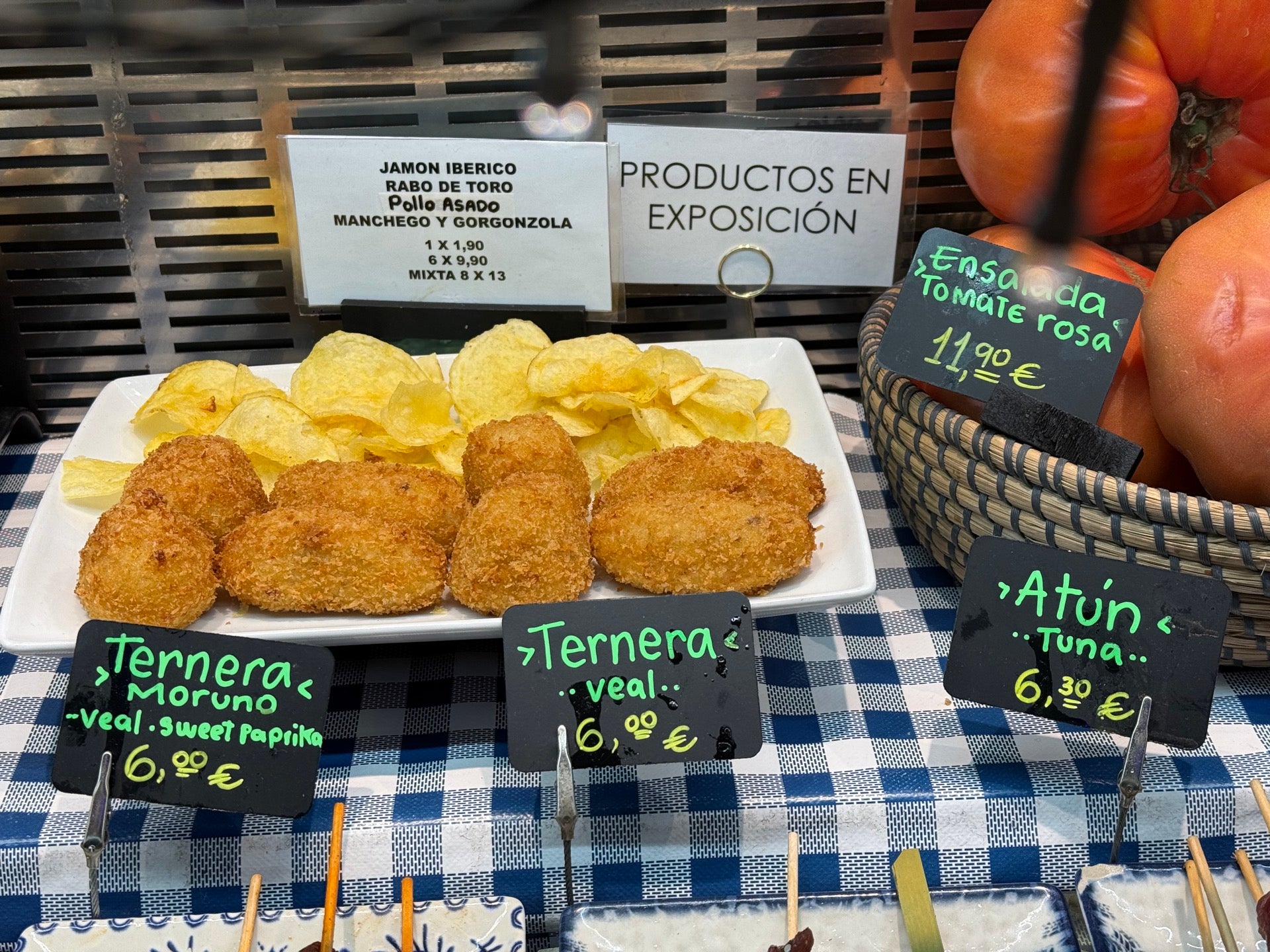 Mercado de San Antón - Madrid cafe