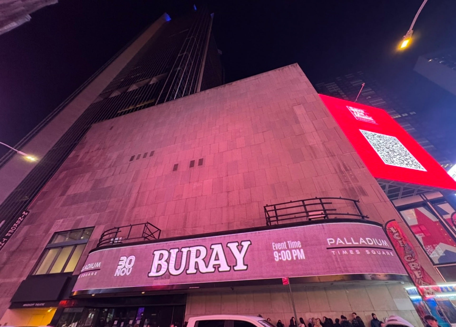 Palladium Times Square  (17fau4)